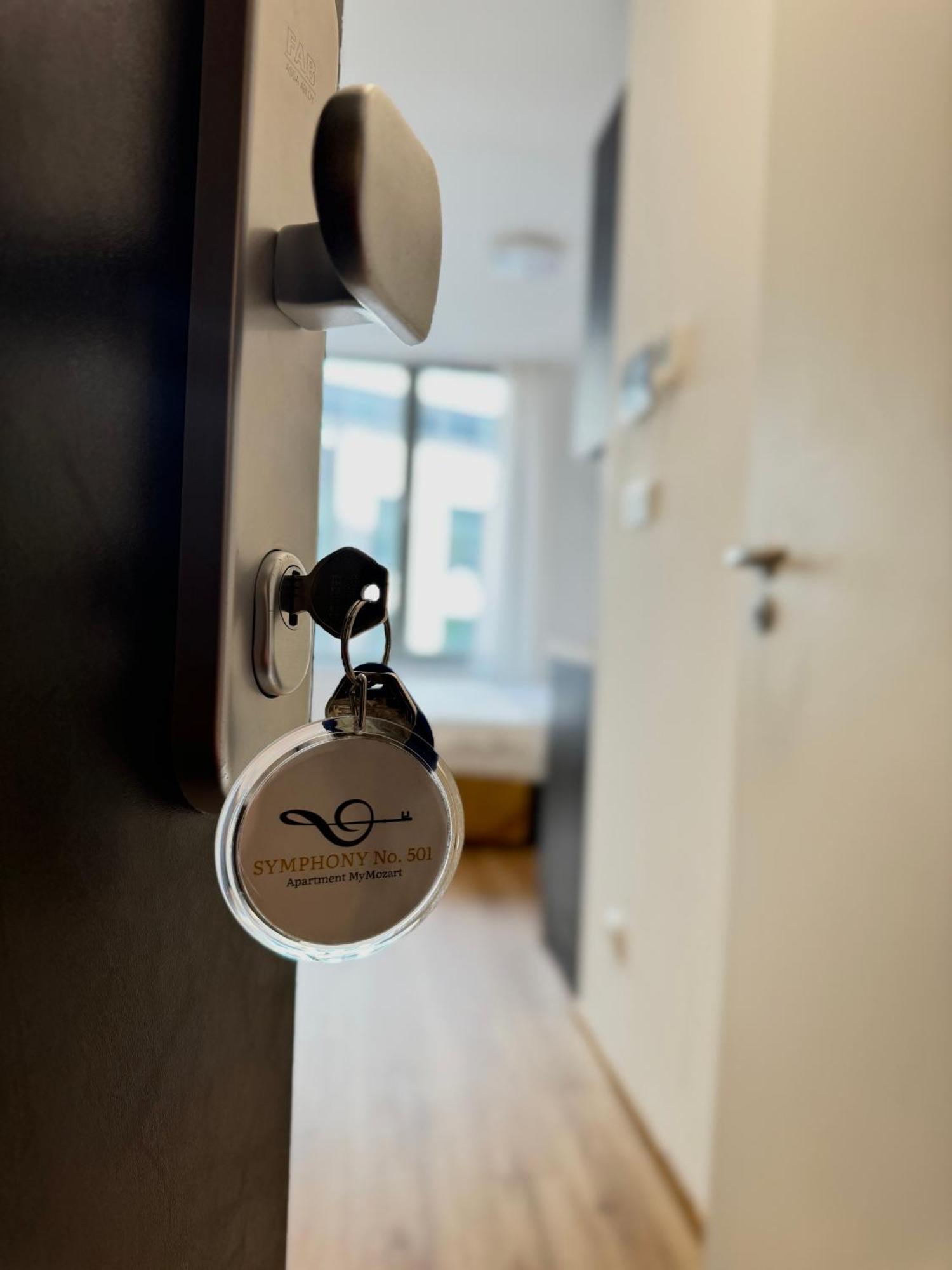 Apartment Symphony No 501 Mymozart *